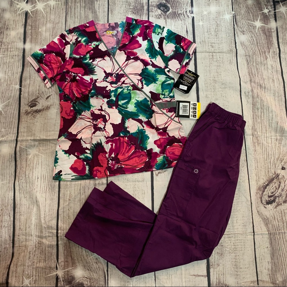 NWT SMALL WINK SCRUB TOP & PANTS